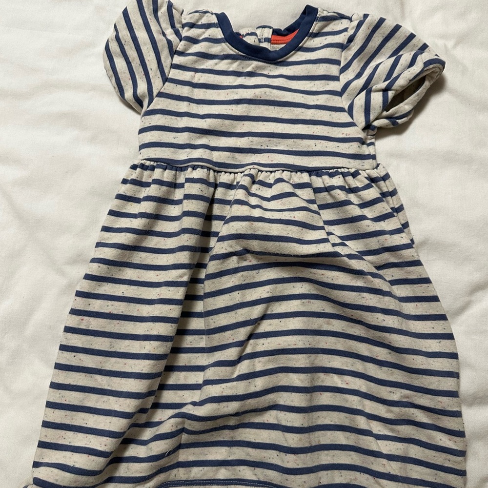 Car & Jack dress with pockets!